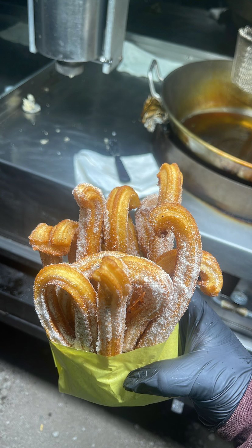 Churros con Chocolate